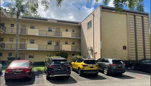 apt-305-100 Ashbury Rd, Hollywood, FL, 33024-1112 | Card Image