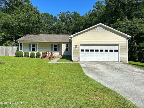 104 Courie Way, Jacksonville, NC, 28540-9763 | Card Image