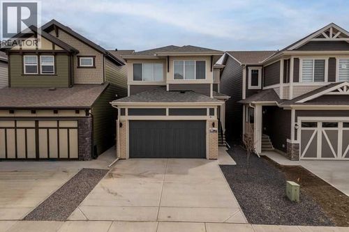 338 Magnolia Way Se, Calgary, AB, T3M3S6 | Card Image