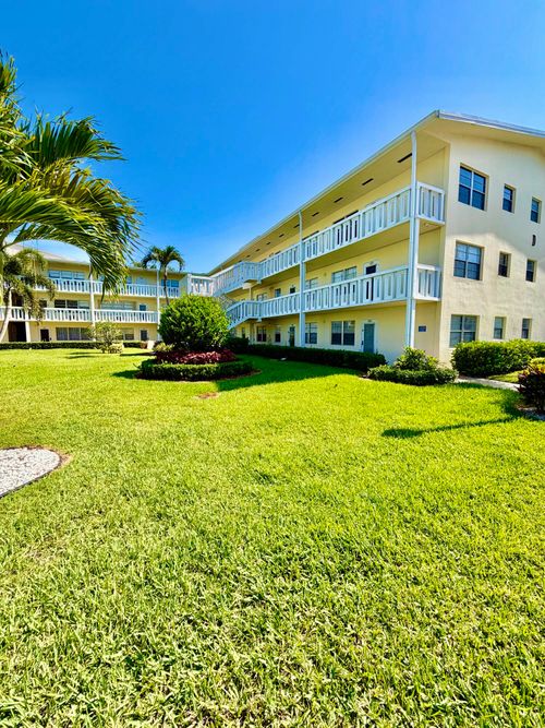 153 Dorset D, Boca Raton, FL, 33434-3012 | Card Image