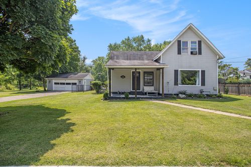 610 E Hanover St, Marshall, MI, 49068-1646 | Card Image