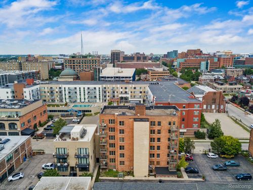 apt-8-78 Watson St, Detroit, MI, 48201-2707 | Card Image