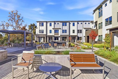 1112 Juana Ct, Palo Alto, CA, 94303-3821 | Card Image