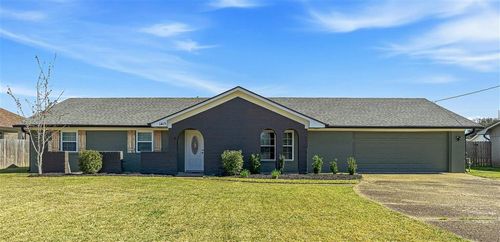 1415 Beth St, Sulphur, LA, 70663-5339 | Card Image