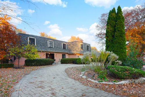 39 Mockingbird Ln, Oak Brook, IL, 60523-1751 | Card Image