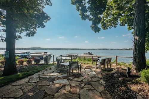 7517553 Harbor Cir, Muskego, WI, 53150-9184 | Card Image