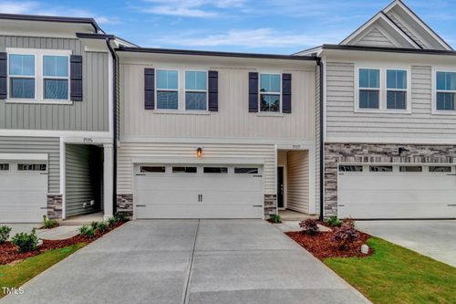 22-7117 Hubner Pl, Cary, NC, 27519-4537 | Card Image