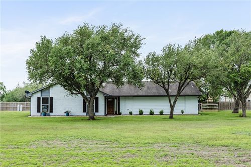 4585 County Road 56, Robstown, TX, 78380-9313 | Card Image