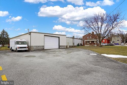 a-20 E 11th Ave, YORK, PA, 17404-2115 | Card Image