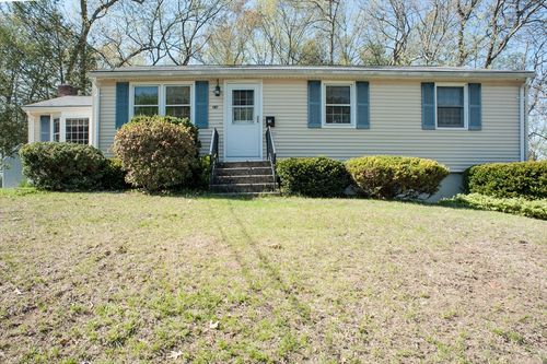 167 Theresa Cir, Whitinsville, MA, 01588-1732 | Card Image