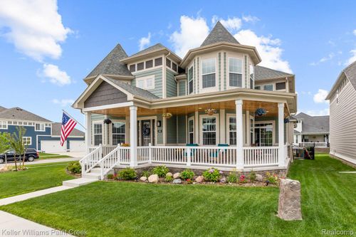 19376 Ryan Dr, Macomb, MI, 48042-5839 | Card Image