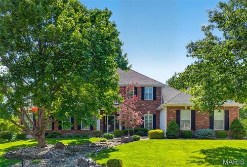 5568 Hennsley Cir, Weldon Spring, MO, 63304-1088 | Card Image