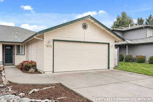 992 Glengrove Ave, Central Point, OR, 97502-2797 | Card Image