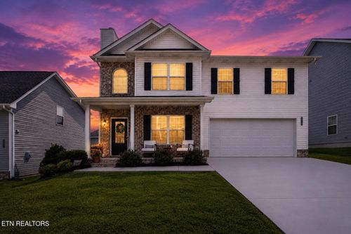 8125 Equinox Lane, Powell, TN, 37849 | Card Image