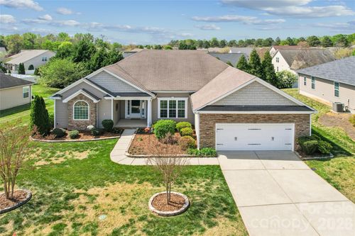 2632 New Haven St Nw, Concord, NC, 28027-5413 | Card Image