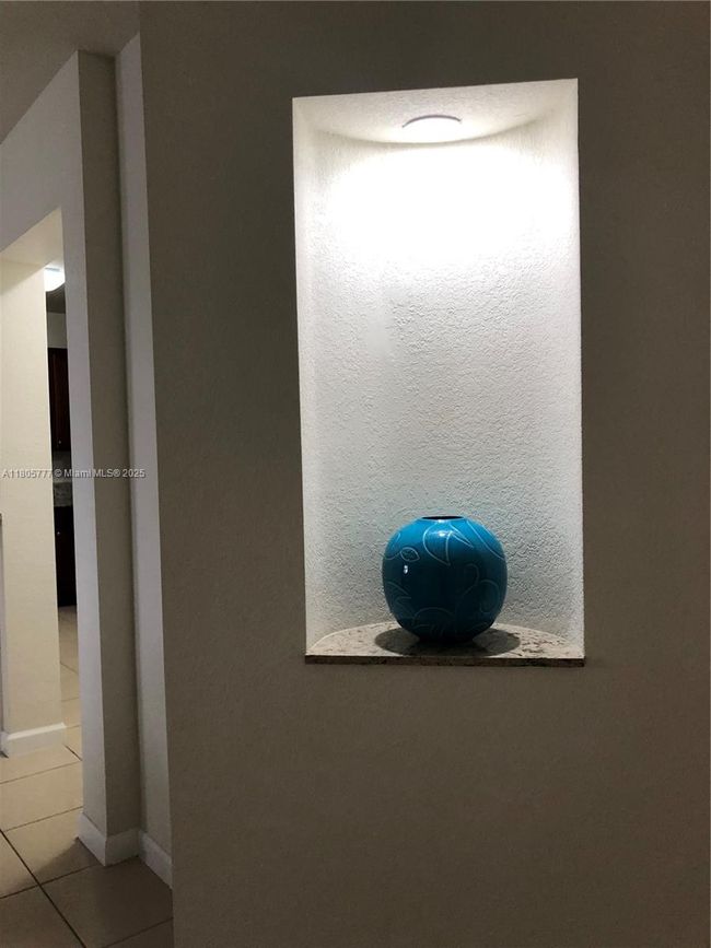 APT-203 - 10600 Nw 88 Th St, Condo with 2 bedrooms, 3 bathrooms and null parking in Doral FL | Image 23