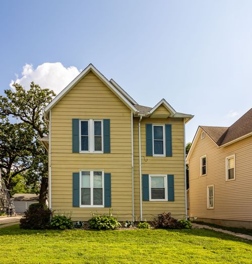 2940 Brattleboro Ave, Des Moines, IA, 50311-3980 | Card Image