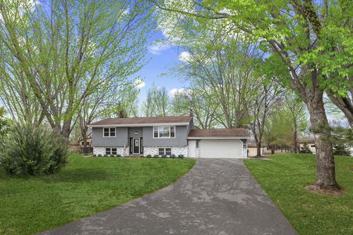 2040 166th Ln Ne, Ham Lake, MN, 55304-5414 | Card Image