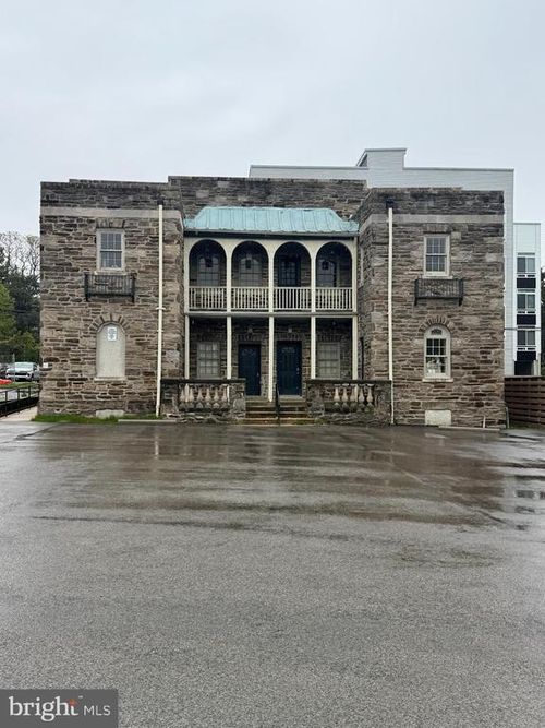 228 W Chelten Ave, Philadelphia, PA, 19144-3872 | Card Image