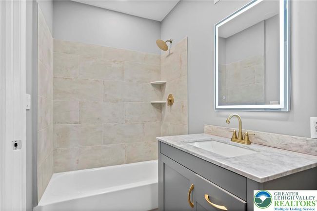 1478 E 5 Th St, Townhouse with 3 bedrooms, 2 bathrooms and null parking in BETHLEHEM PA | Image 21