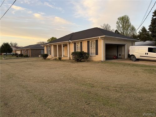 1927 42nd Ave, Tuscaloosa, AL, 35401-3812 | Card Image