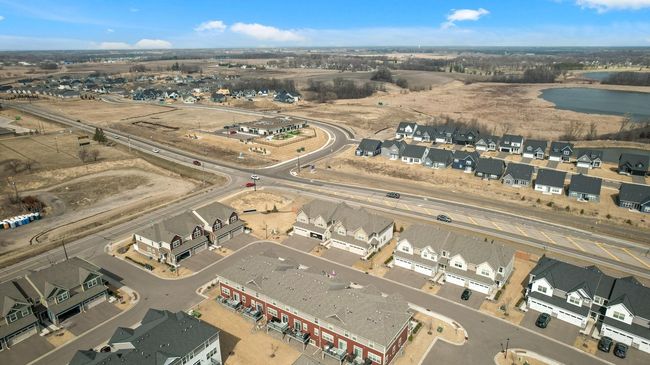 35_19000_72nd35_mls.jpg | Image 31