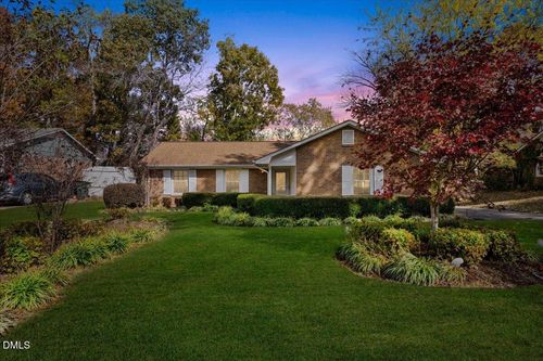 2323 Buckingham Rd, Burlington, NC, 27217-3210 | Card Image