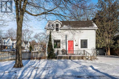 70 Dufferin St, Stratford, ON, N5A2G5 | Card Image