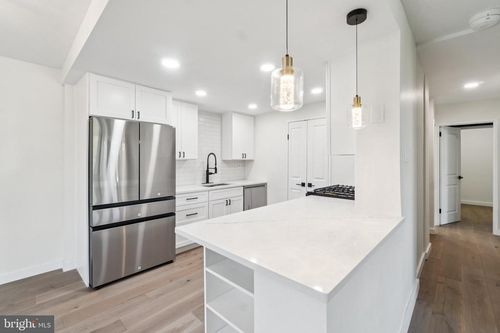 n315-300 M St Sw, WASHINGTON, DC, 20024-4019 | Card Image