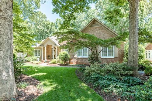 504 Woolwine Ct, Whitsett, NC, 27377-9235 | Card Image