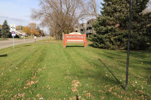 apt-347-2800 Hamline Ave N, Roseville, MN, 55113-1761 | Card Image
