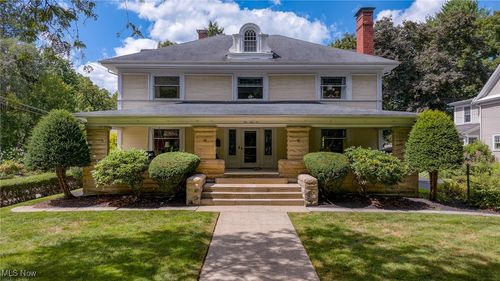 156 S Franklin St, Chagrin Falls, OH, 44022-3233 | Card Image
