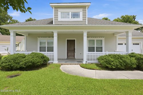210 Station House Rd, New Bern, NC, 28562-8006 | Card Image
