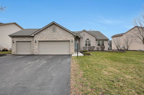2048 Mayflower Cir, Grove City, OH, 43123-8433 | Card Image