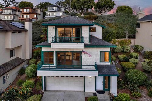 11458 Madera Rosa Way, San Diego, CA, 92124-2876 | Card Image