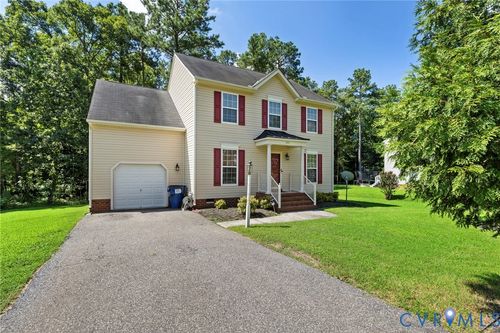 8431 Newbys Mill Dr, Chesterfield, VA, 23832-7876 | Card Image