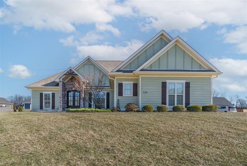 720 Timber Ln, Elizabethtown, KY, 42701-7912 | Card Image