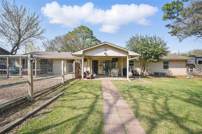 501 Cortes St, House other with 5 bedrooms, 3 bathrooms and null parking in Krugerville TX | Image 35