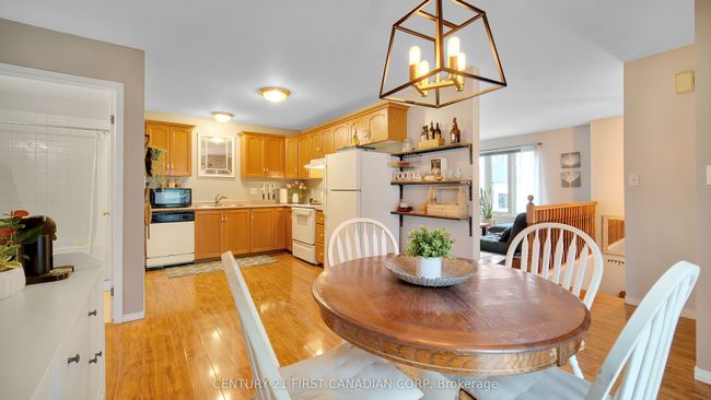 126 Scott St, House other with 3 bedrooms, 2 bathrooms and 4 parking in Strathroy ON | Image 8