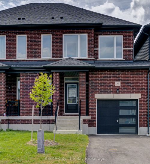 28 Autumn Dr, Wasaga Beach, ON, L9Z0K7 | Card Image