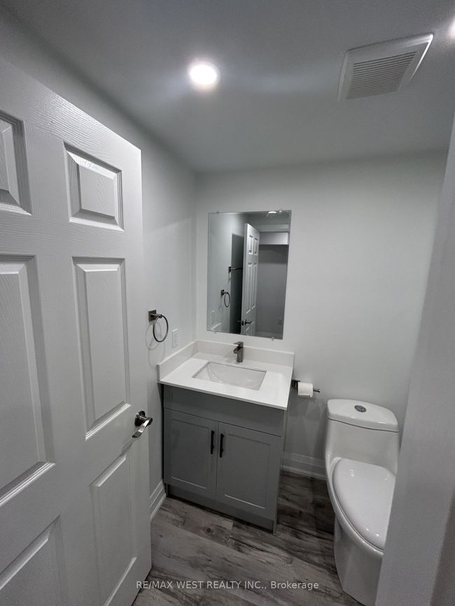 LOWER - 26 Doric St, House other with 1 bedrooms, 1 bathrooms and 1 parking in Ajax ON | Image 9
