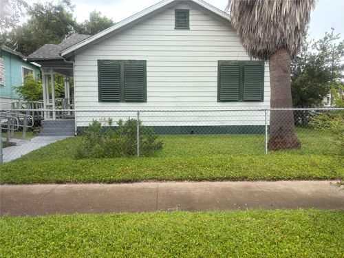 4002 Avenue O, Galveston, TX, 77550-6648 | Card Image