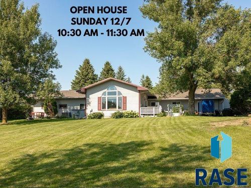 6102 Dakota Dr Drive, Madison, SD, 57042 | Card Image