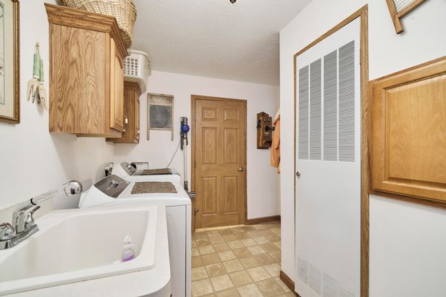 9155 Ivanhoe Dr, House other with 3 bedrooms, 3 bathrooms and null parking in Onekama MI | Image 32