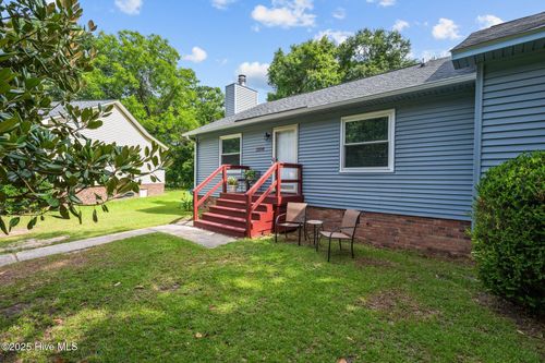 3206 Deer Path Cir, New Bern, NC, 28560-2851 | Card Image
