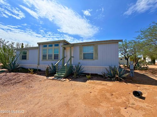 6075 N Van Ark Rd, Tucson, AZ, 85743-9381 | Card Image