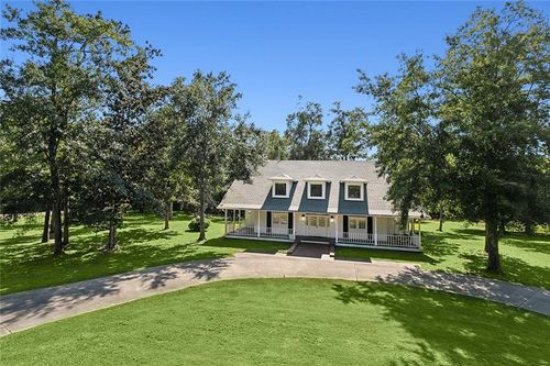 114 Kendrick Dr, Slidell, LA, 70461-1302 | Card Image