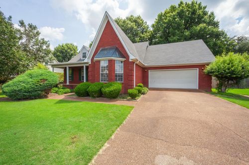 34 Valleyfield Cv, Jackson, TN, 38305-6629 | Card Image