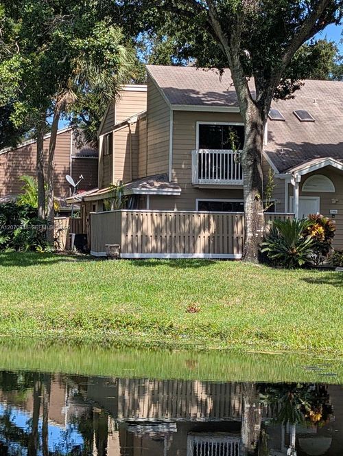 7162-7162 Sportsmans Dr, North Lauderdale, FL, 33068-5456 | Card Image