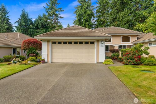 6905 Fairway Ln Se, Olympia, WA, 98501-9110 | Card Image